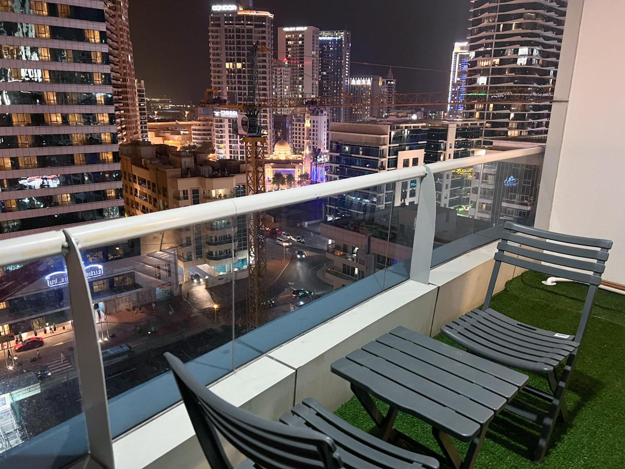 Newly Renovated One Bed D2-1215 Appartamento *